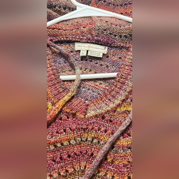 Royal Robbins Multi- Coloured Purple and Brown Crochet Knit Sz L Hooded Sweater - Picture 15 of 16